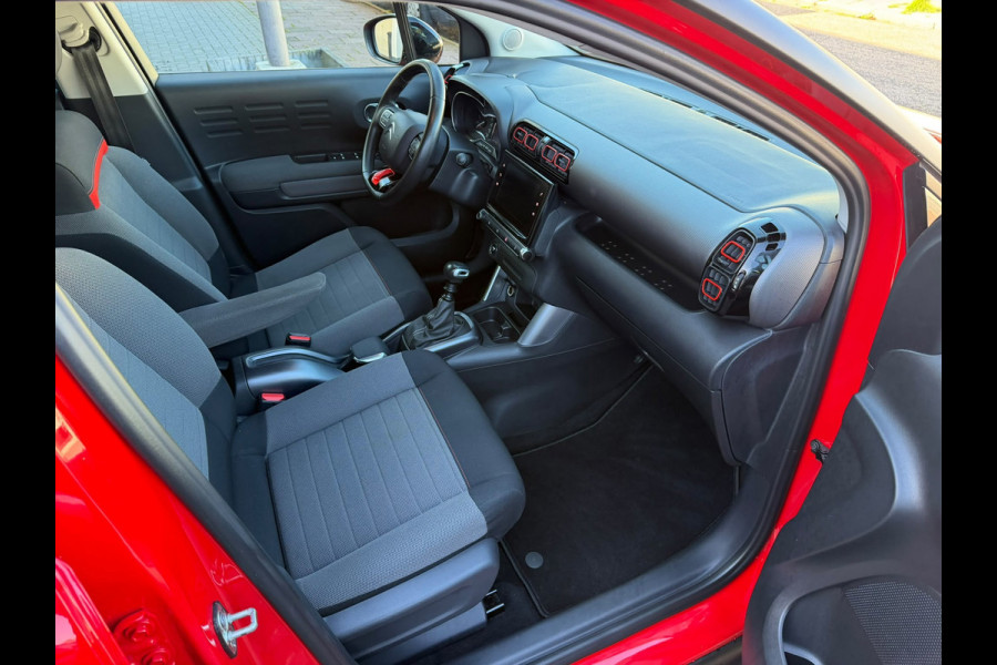 Citroën C3 Aircross 1.2 PureTech S&S Shine handgeschakeld Trekhaak, Camera achter, Cruise Control, Navigatie, Dodehoek detentie
