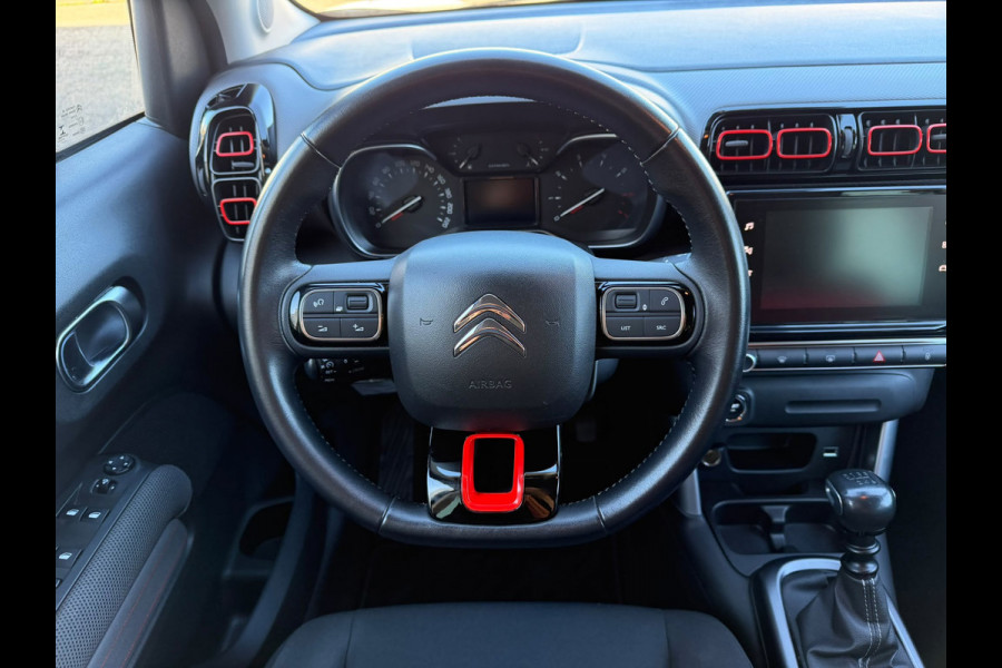 Citroën C3 Aircross 1.2 PureTech S&S Shine handgeschakeld Trekhaak, Camera achter, Cruise Control, Navigatie, Dodehoek detentie