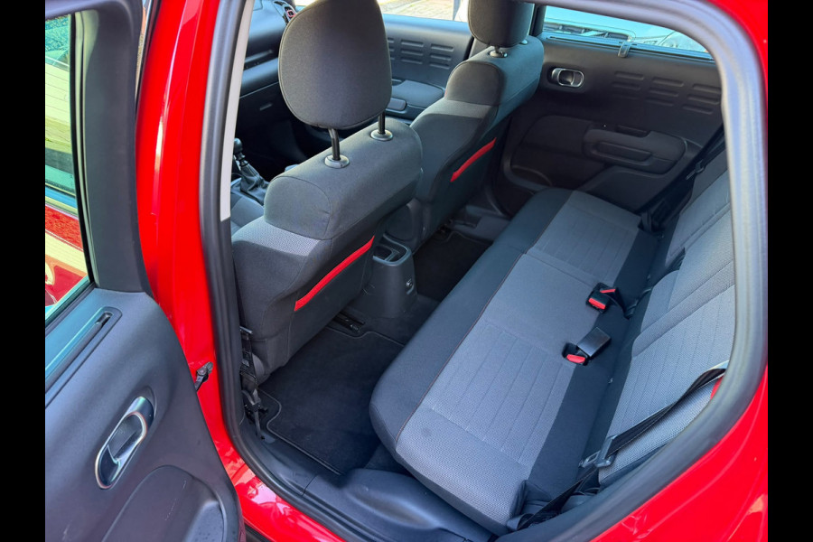 Citroën C3 Aircross 1.2 PureTech S&S Shine handgeschakeld Trekhaak, Camera achter, Cruise Control, Navigatie, Dodehoek detentie