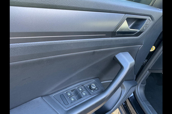 Volkswagen T-Roc Cabrio 1.5 TSI R-Line DeepBlack edition, TREKH, Beats Audio Sound, Windscherm