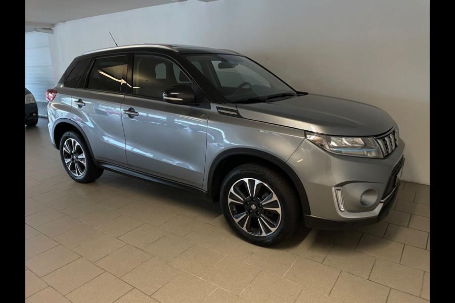 Suzuki Vitara 1.5 Hybrid Style AUTOMAAT PANO DAK AIRCO NAVI CRUISE BLUETOOTH VELGEN ZEER NETTE AUTO