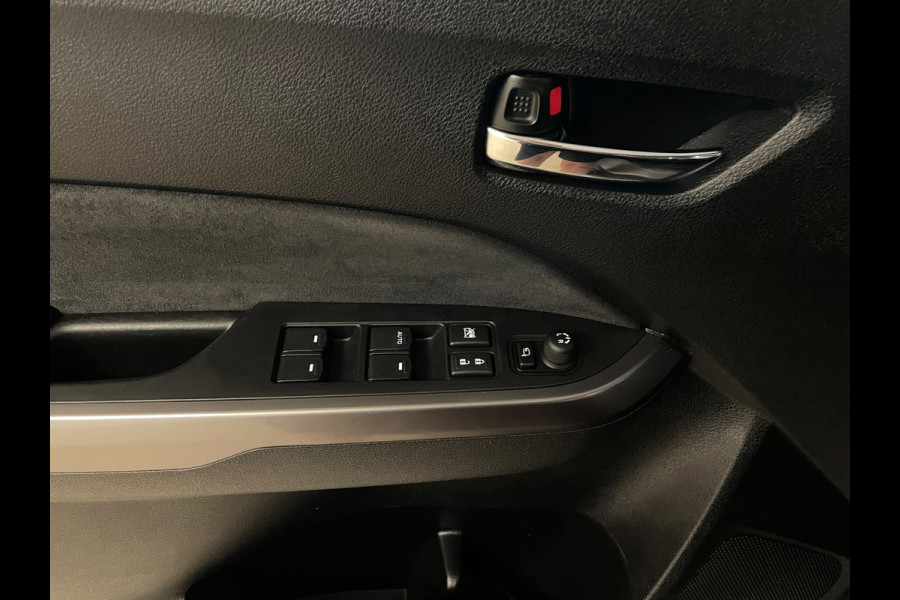 Suzuki Vitara 1.5 Hybrid Style AUTOMAAT PANO DAK AIRCO NAVI CRUISE BLUETOOTH VELGEN ZEER NETTE AUTO