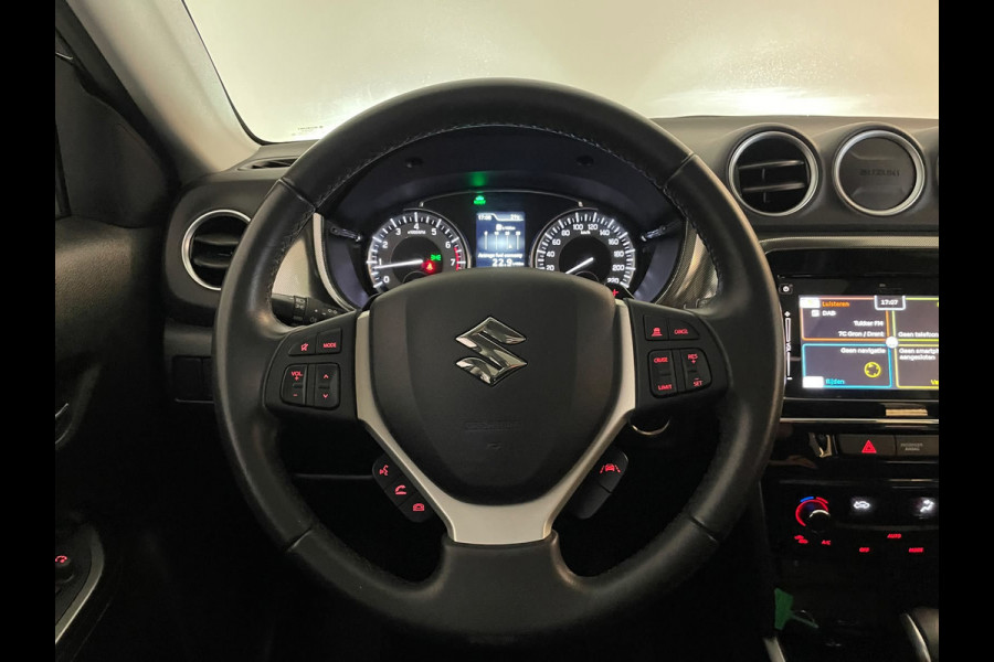 Suzuki Vitara 1.5 Hybrid Style AUTOMAAT PANO DAK AIRCO NAVI CRUISE BLUETOOTH VELGEN ZEER NETTE AUTO