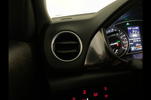 Suzuki Vitara 1.5 Hybrid Style AUTOMAAT PANO DAK AIRCO NAVI CRUISE BLUETOOTH VELGEN ZEER NETTE AUTO