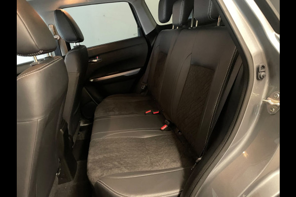 Suzuki Vitara 1.5 Hybrid Style AUTOMAAT PANO DAK AIRCO NAVI CRUISE BLUETOOTH VELGEN ZEER NETTE AUTO