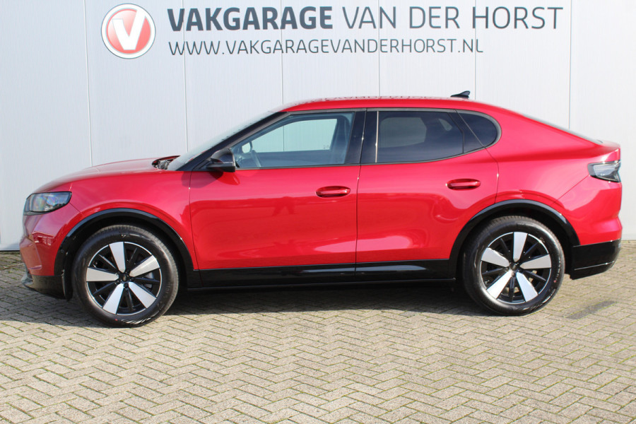 Ford Capri Extended Range RWD 77kWh ELEKTRISCH ! Nov. 2025, slechts 2.500km ! Camera, adapt. cruise cntrl, navigatie, metallic lak, Apple Carplay/Android auto, stoel- en stuurwielverw., side- en lane assist, elektr. verstelb. stoel met massagefunctie etc.  etc