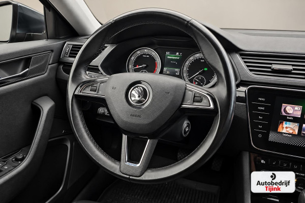 Škoda Superb Combi 1.4 TSI ACT Laurent & Klement | Automaat | LED | Trekhaak | Leder | Stoel- & stuurverwarming | Lane Assist | Blind Spot |Standkachel | Park Assist | Canton | Sfeerverlichting |