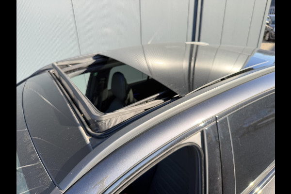 Mercedes-Benz GLC 300e 4MATIC AMG Line 20"/Trekhaak/Panoramadak/Burmester/Adaptieve cruise/Leder + memory/Stuur + stoelverwarming/360 camera/Head-up/Dodehoek/Sfeerverlichting