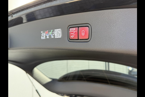 Mercedes-Benz GLC 300e 4MATIC AMG Line 20"/Trekhaak/Panoramadak/Burmester/Adaptieve cruise/Leder + memory/Stuur + stoelverwarming/360 camera/Head-up/Dodehoek/Sfeerverlichting