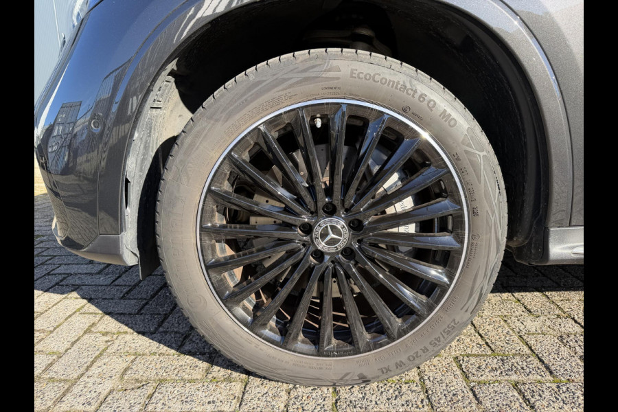 Mercedes-Benz GLC 300e 4MATIC AMG Line 20"/Trekhaak/Panoramadak/Burmester/Adaptieve cruise/Leder + memory/Stuur + stoelverwarming/360 camera/Head-up/Dodehoek/Sfeerverlichting