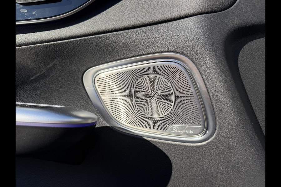 Mercedes-Benz GLC 300e 4MATIC AMG Line 20"/Trekhaak/Panoramadak/Burmester/Adaptieve cruise/Leder + memory/Stuur + stoelverwarming/360 camera/Head-up/Dodehoek/Sfeerverlichting