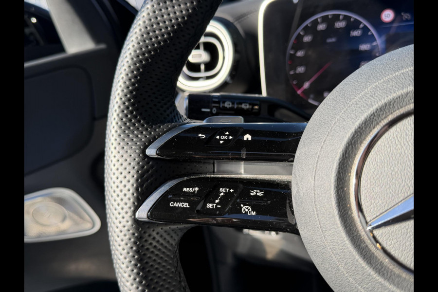 Mercedes-Benz GLC 300e 4MATIC AMG Line 20"/Trekhaak/Panoramadak/Burmester/Adaptieve cruise/Leder + memory/Stuur + stoelverwarming/360 camera/Head-up/Dodehoek/Sfeerverlichting