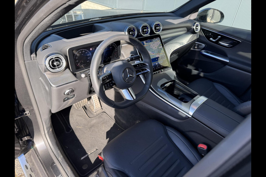 Mercedes-Benz GLC 300e 4MATIC AMG Line 20"/Trekhaak/Panoramadak/Burmester/Adaptieve cruise/Leder + memory/Stuur + stoelverwarming/360 camera/Head-up/Dodehoek/Sfeerverlichting