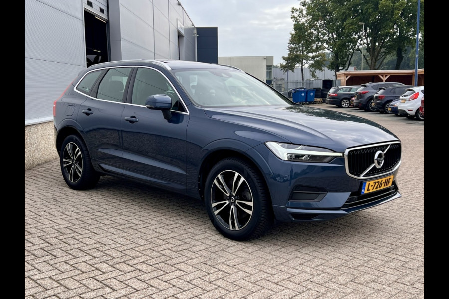 Volvo XC60 2.0 B5 250pk Momentum Exclusive Automaat / Trekhaak / Leder