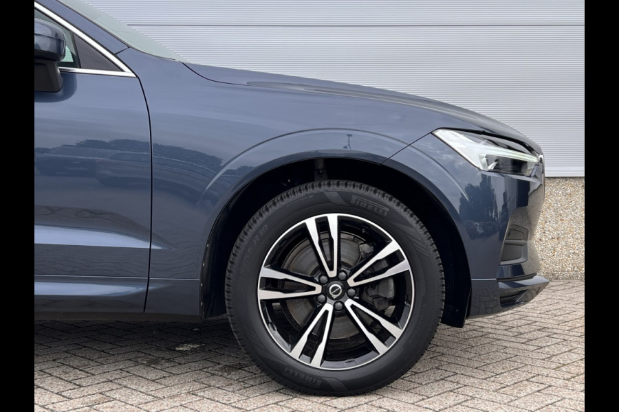 Volvo XC60 2.0 B5 250pk Momentum Exclusive Automaat / Trekhaak / Leder