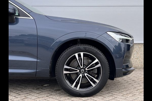 Volvo XC60 2.0 B5 250pk Momentum Exclusive Automaat / Trekhaak / Leder