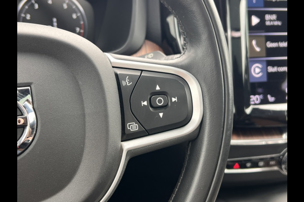 Volvo XC60 2.0 B5 250pk Momentum Exclusive Automaat / Trekhaak / Leder