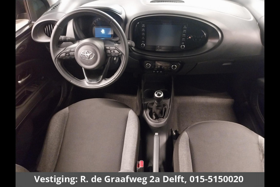 Toyota Aygo X 1.0 VVT-i MT first | Apple Carplay & AndroidAUTO | Camera | Lichtmetalen velgen | Stoelverwaming