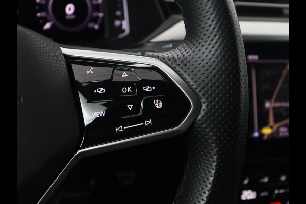 Volkswagen Arteon 1.4 TSI eHybrid R-Line Business+ | SOH 90,1% | Leder | Adaptive cruise | Trekhaak | Dodehoek detectie | Stuur/stoel verwarming | Park assist | Carplay | Full LED