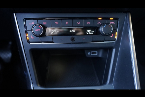 Volkswagen Polo 1.0 TSI Highline Black Style AUTOMAAT|ACC|CLIMA|FULL LED|STOELVERWARMING|VIRTUEEL