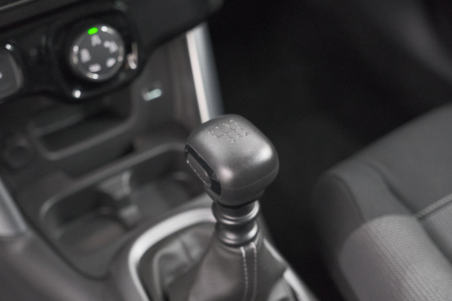 Citroën C3 Aircross PureTech S&S 110 Shine | Navigatie | Camera | Parkeersensoren voor + achter | Apple Carplay