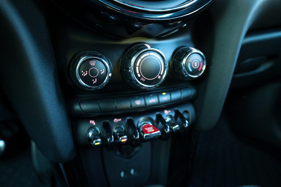 MINI 3-deurs 1.5 Cooper | NAP! | JCW | H/K | KEYLESS | CARPLAY | CRUISE |