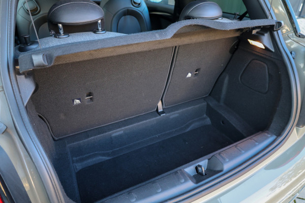 MINI 3-deurs 1.5 Cooper | NAP! | JCW | H/K | KEYLESS | CARPLAY | CRUISE |