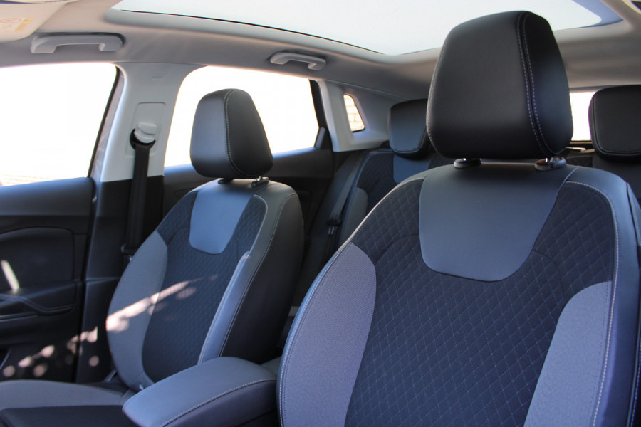Opel Grandland X 1.6 Turbo Innovation | Trekhaak | Winterpack | Panoramadak | BLIS | Camera
