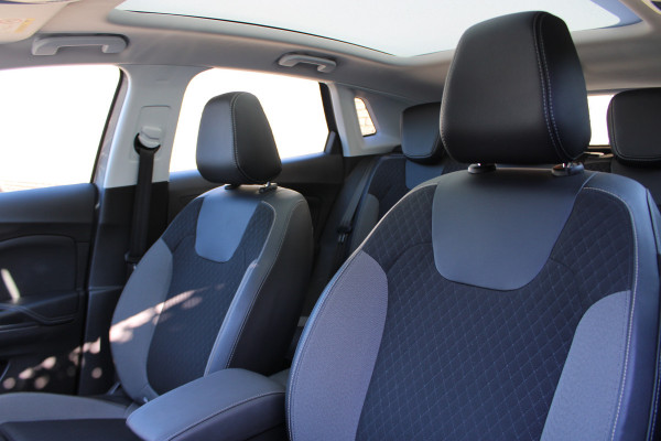 Opel Grandland X 1.6 Turbo Innovation | Trekhaak | Winterpack | Panoramadak | BLIS | Camera