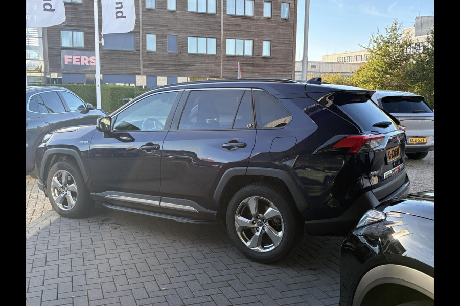 Toyota RAV4 2.5 Hybrid First Edition | 218pk | BLIS | Camera | Elek. Kofferklep | Adaptive Cruise |