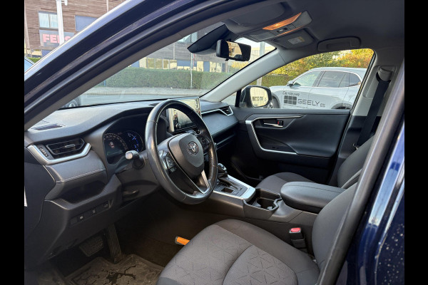 Toyota RAV4 2.5 Hybrid First Edition | 218pk | BLIS | Camera | Elek. Kofferklep | Adaptive Cruise |