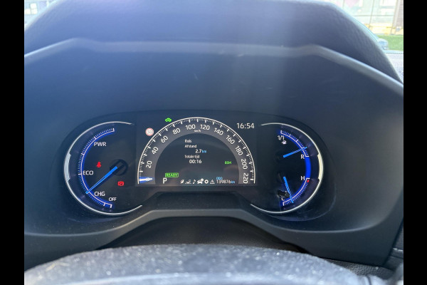 Toyota RAV4 2.5 Hybrid First Edition | 218pk | BLIS | Camera | Elek. Kofferklep | Adaptive Cruise |