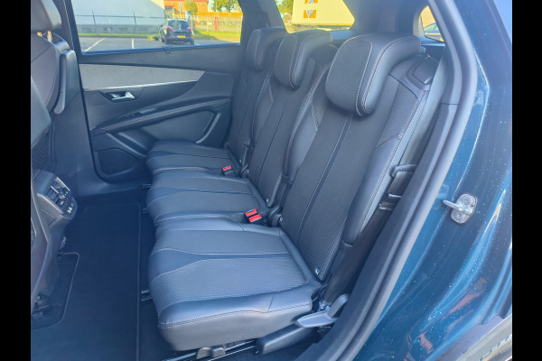 Peugeot 5008 1.2 PureTech GT AUTOMAAT 7 persoons Rijklaar “Sinds 1970 | 5.000+ reviews | Score 9,5 | Service zoals ’t hoort” Henk Jongen Auto's in Helmond,  al 50 jaar service zoals 't hoort!