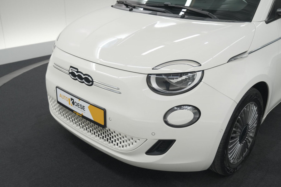 Fiat 500 Icon 42 kWh | 96.4% SoH | Dodehoekdetectie | Camera | Parkeersensoren | Pack Winter