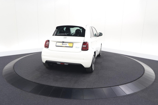 Fiat 500 Icon 42 kWh | 96.4% SoH | Dodehoekdetectie | Camera | Parkeersensoren | Pack Winter