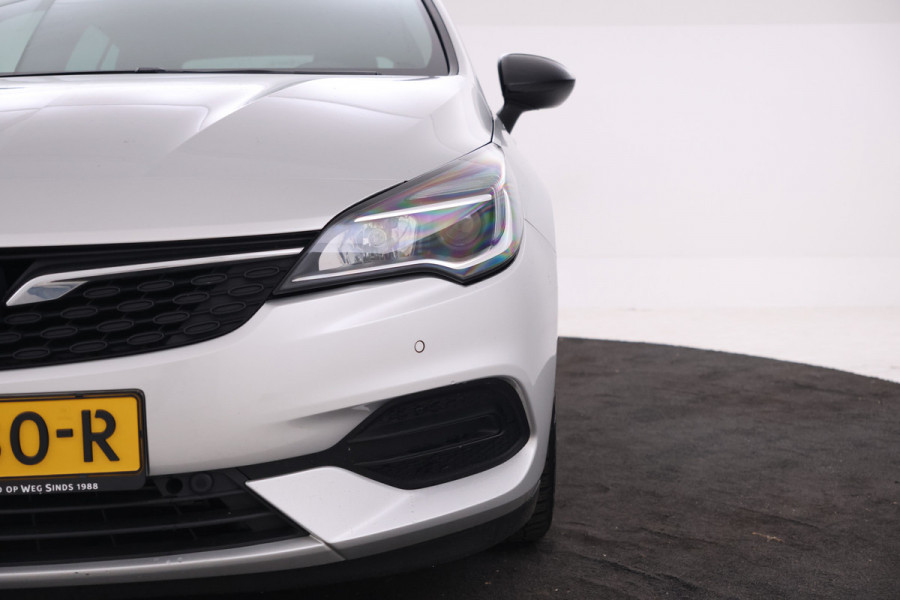 Opel Astra 1.2 Business Edition Cruise Control. Airco, Navi, Trekhaak!