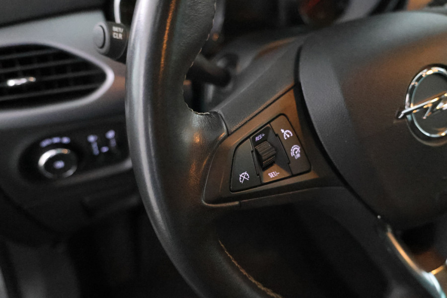 Opel Astra 1.2 Business Edition Cruise Control. Airco, Navi, Trekhaak!