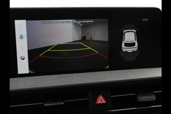 Kia Ev6 Light Edition Automaat 58 kWh Navigatie Apple Carplay Android Auto Camera Parkeersensoren achter Cruise Control Climate Control Lichtmetalen Velgen