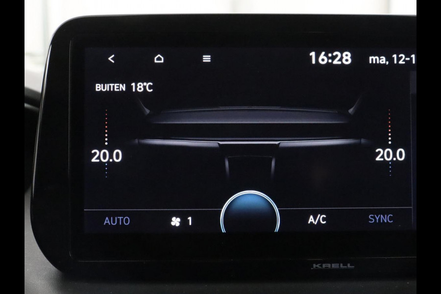 Hyundai Santa Fe 1.6 T-GDI HEV Comfort Smart Sky 7p. | Panoramadak | Leder | Adaptive cruise | Dodehoek detectie | Stoelverwarming | KRELL Sound | Trekhaak | Camera | Park assist | Carplay