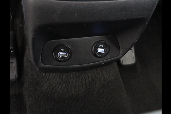 Hyundai Santa Fe 1.6 T-GDI HEV Comfort Smart Sky 7p. | Panoramadak | Leder | Adaptive cruise | Dodehoek detectie | Stoelverwarming | KRELL Sound | Trekhaak | Camera | Park assist | Carplay