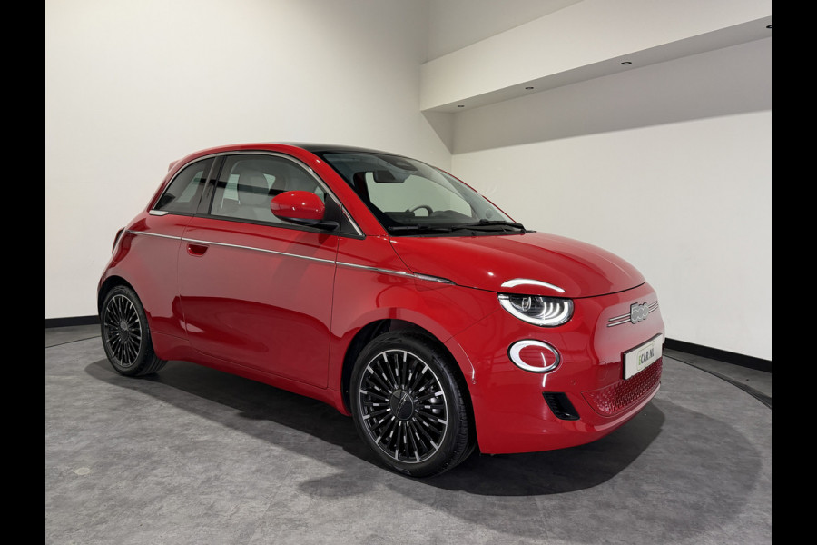 Fiat 500 La Prima 42 kWh | Luxe Leder | ACC | Keyless | Panoramadak