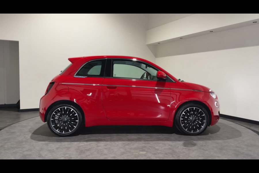 Fiat 500 La Prima 42 kWh | Luxe Leder | ACC | Keyless | Panoramadak