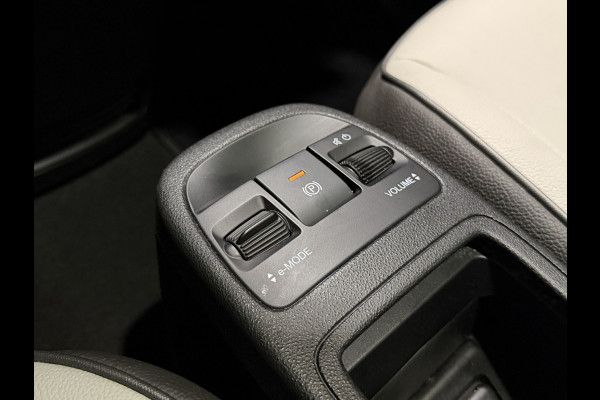 Fiat 500 La Prima 42 kWh | Luxe Leder | ACC | Keyless | Panoramadak