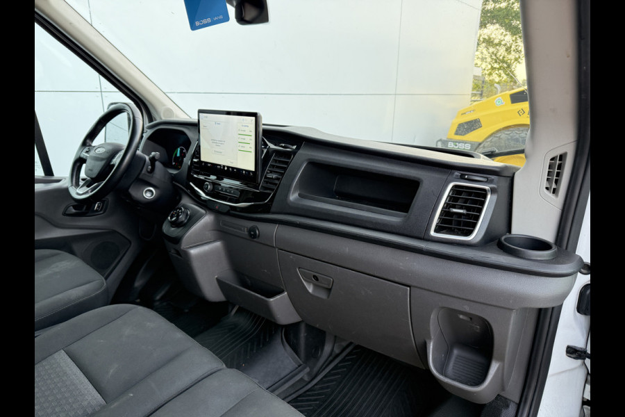 Ford E-Transit 68kWh 184PK L2H2 317km WLTP 95,6% (SOH) BEV Snelladen 360° Camera Cruise control Climate control Carplay Navigatie Parkeersensoren