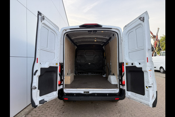 Ford E-Transit 68kWh 184PK L2H2 317km WLTP 95,6% (SOH) BEV Snelladen 360° Camera Cruise control Climate control Carplay Navigatie Parkeersensoren