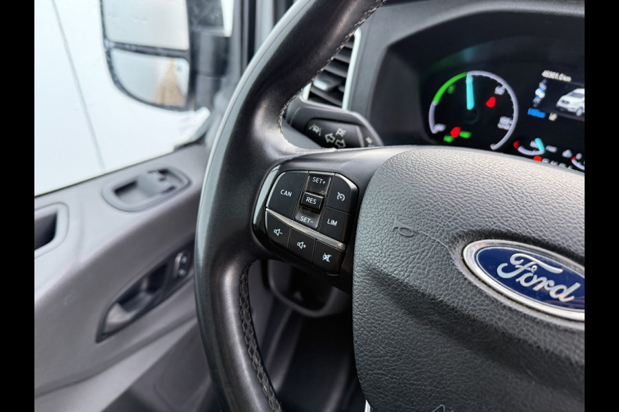 Ford E-Transit 68kWh 184PK L2H2 317km WLTP 95,6% (SOH) BEV Snelladen 360° Camera Cruise control Climate control Carplay Navigatie Parkeersensoren