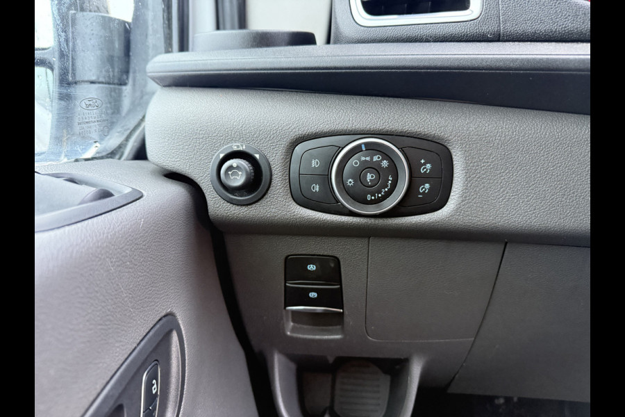 Ford E-Transit 68kWh 184PK L2H2 317km WLTP 95,6% (SOH) BEV Snelladen 360° Camera Cruise control Climate control Carplay Navigatie Parkeersensoren