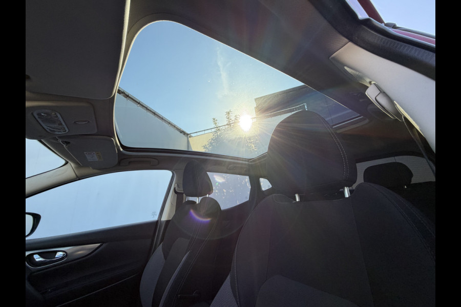 Nissan QASHQAI MOTORREVISIE 1.2 Tekna Trekhaak Pano 360° Nav/Cruise Orig.NL Voll.Onderhouden!