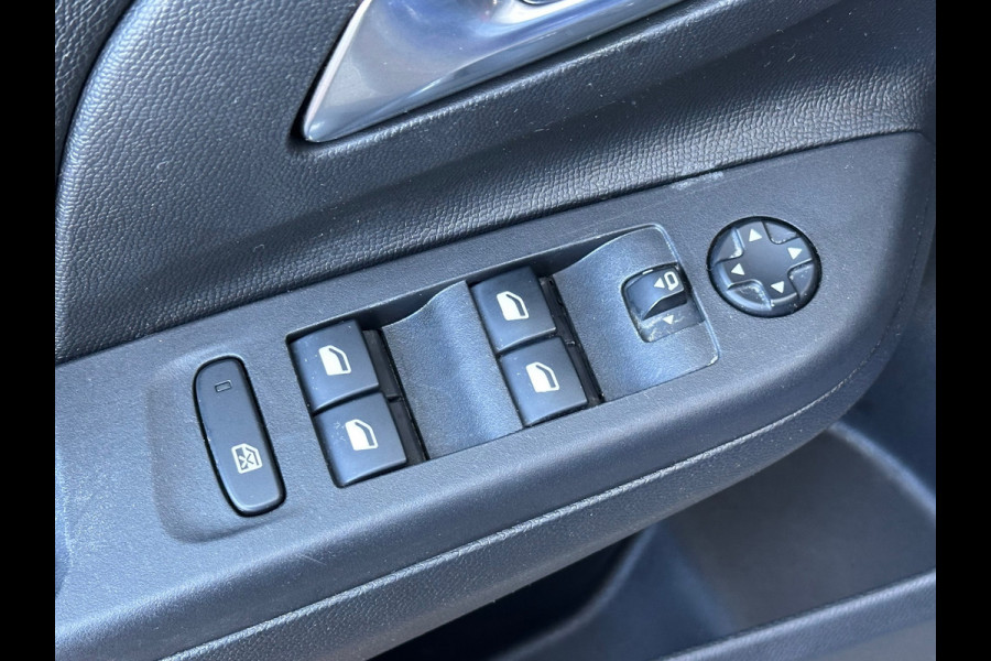 Opel Corsa 1.2 GS Line Automaat Leer Navi Camera Carplay