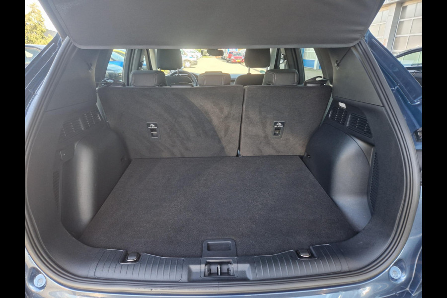 Ford Kuga 2.5 FHEV Titanium Winter Pack | Adaptieve Cruise Control| Nieuwstaat! | Dodehoekdetectie | Camera | Stoelverwarming etc.